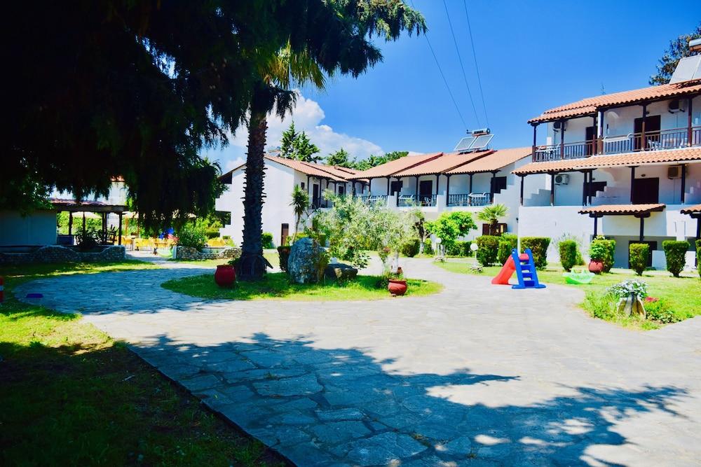 Kari Hotel