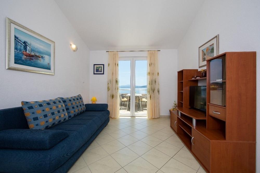 Apartments Ruzica