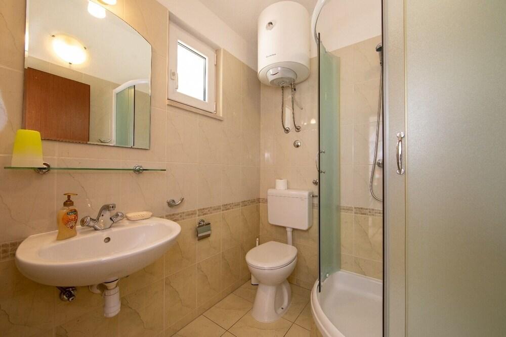 Apartments Ruzica