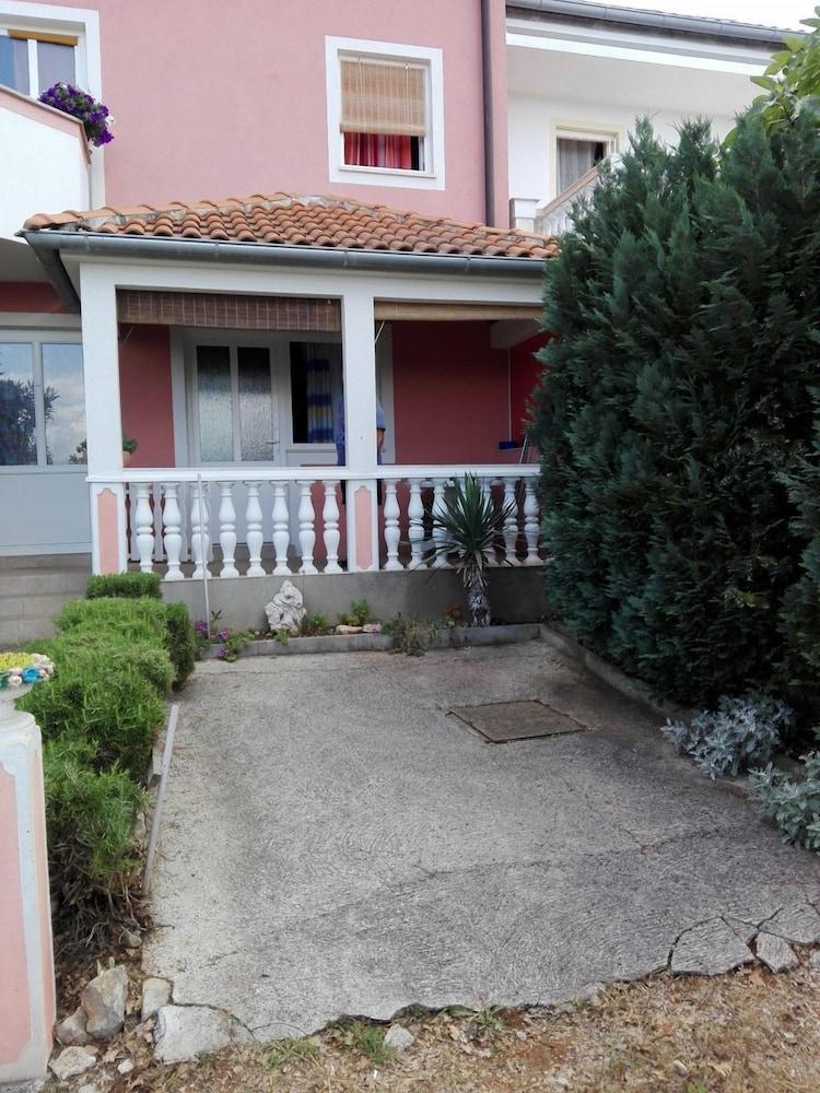 Apartments Jozefina