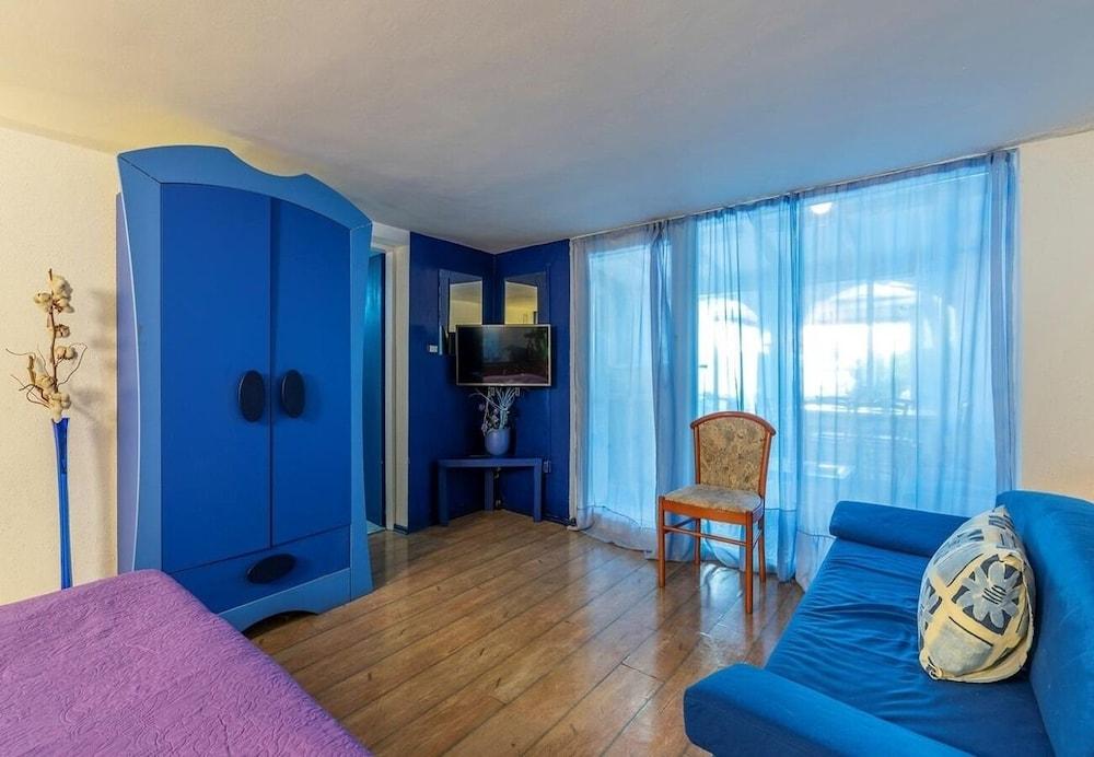 Apartments Mila