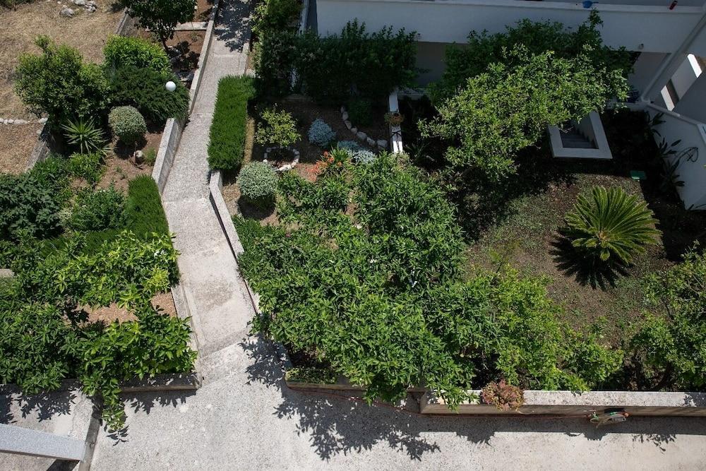 Apartments Ruzica