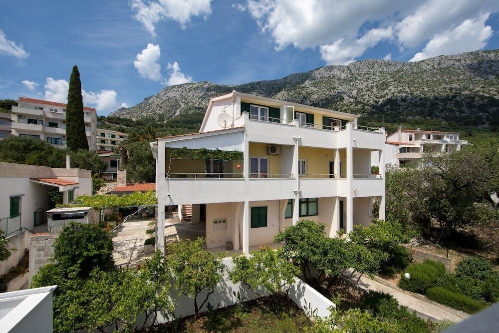 Apartments Ruzica