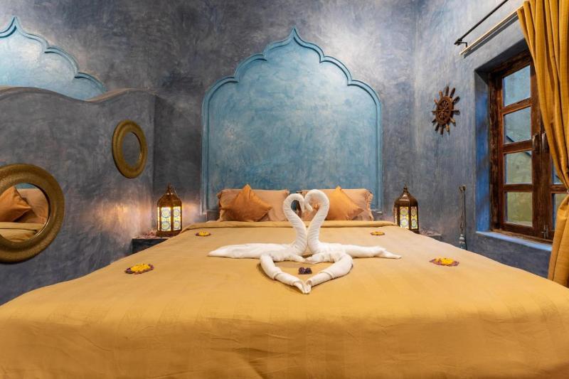 Justa Morjim Beach Resort And Spa