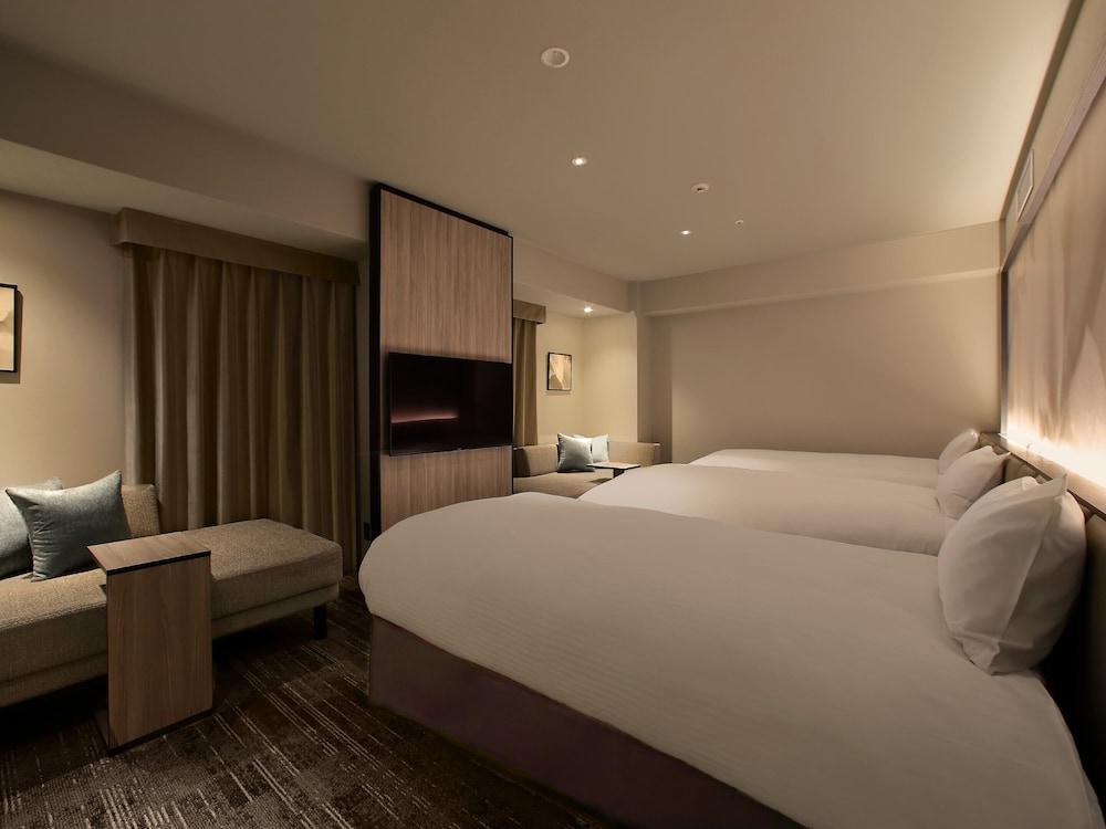 Oriental Hotel Universal City