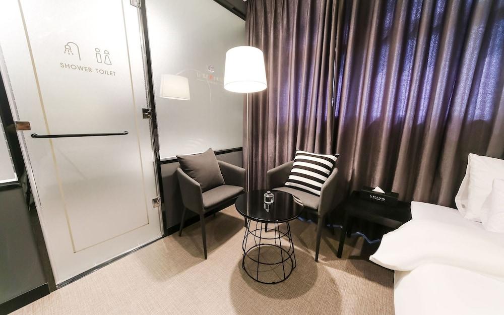 Le Idea Hotel