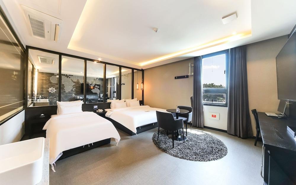 Le Idea Hotel