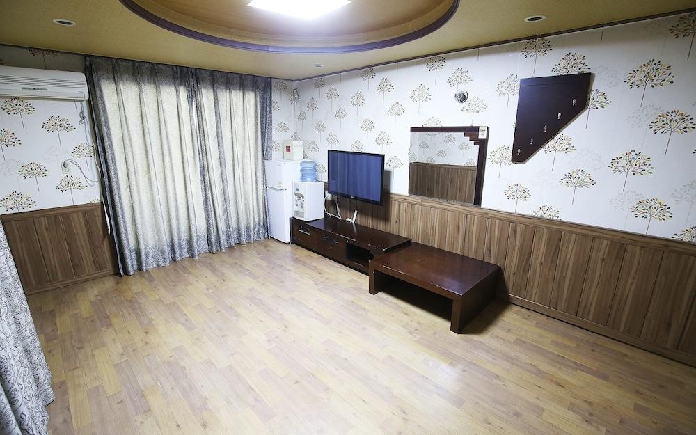 Venus Motel&Pension