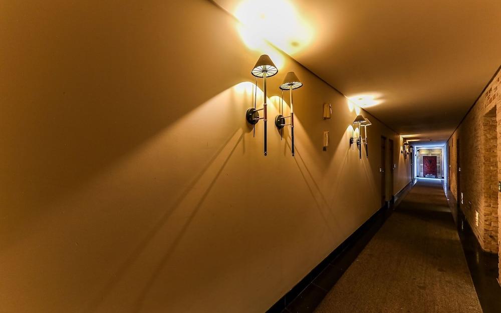 Ring Hotels In Nivelungen