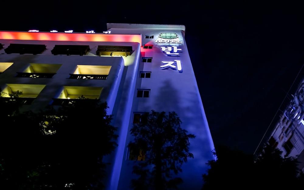 Ring Hotels In Nivelungen