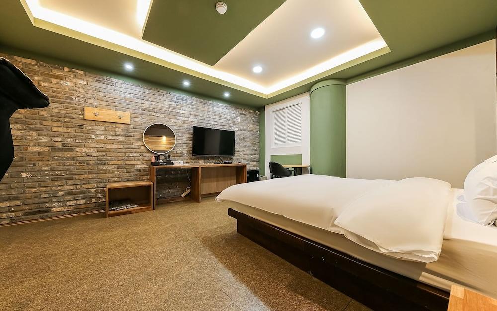 Hotel Illuwa
