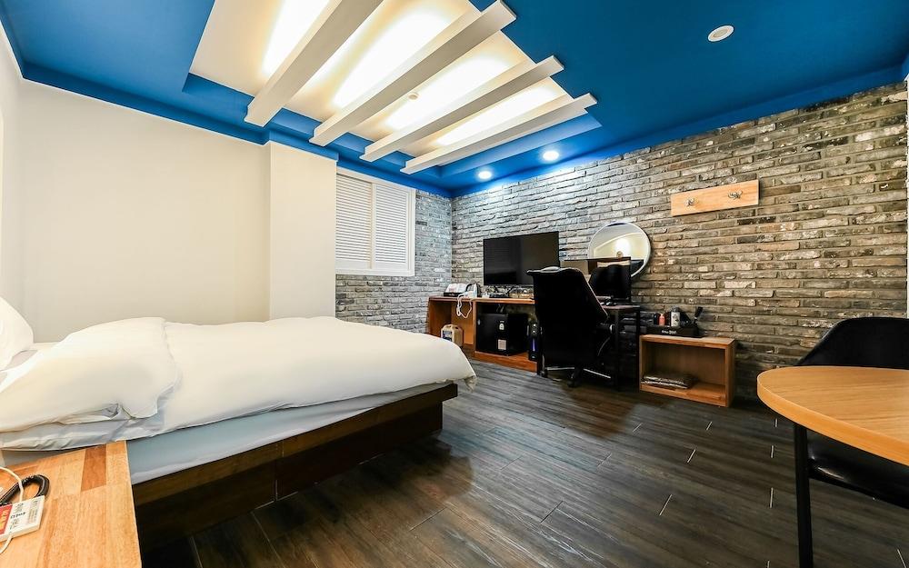 Hotel Illuwa