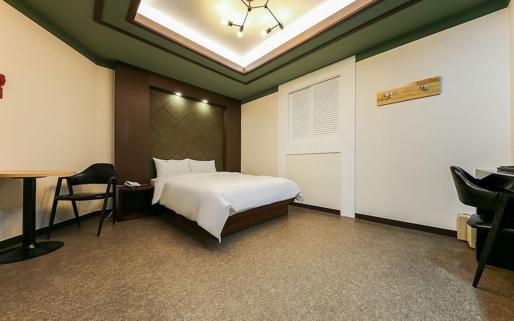 Hotel Illuwa