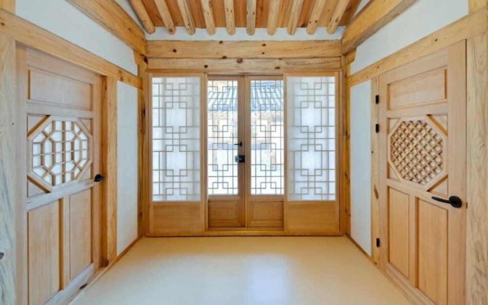 Donghae Hanok Donganjae Pension