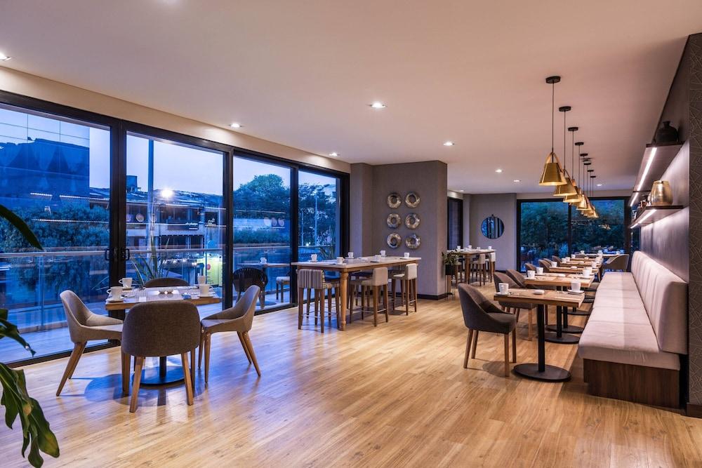 AC Hotel Bogota Zona T