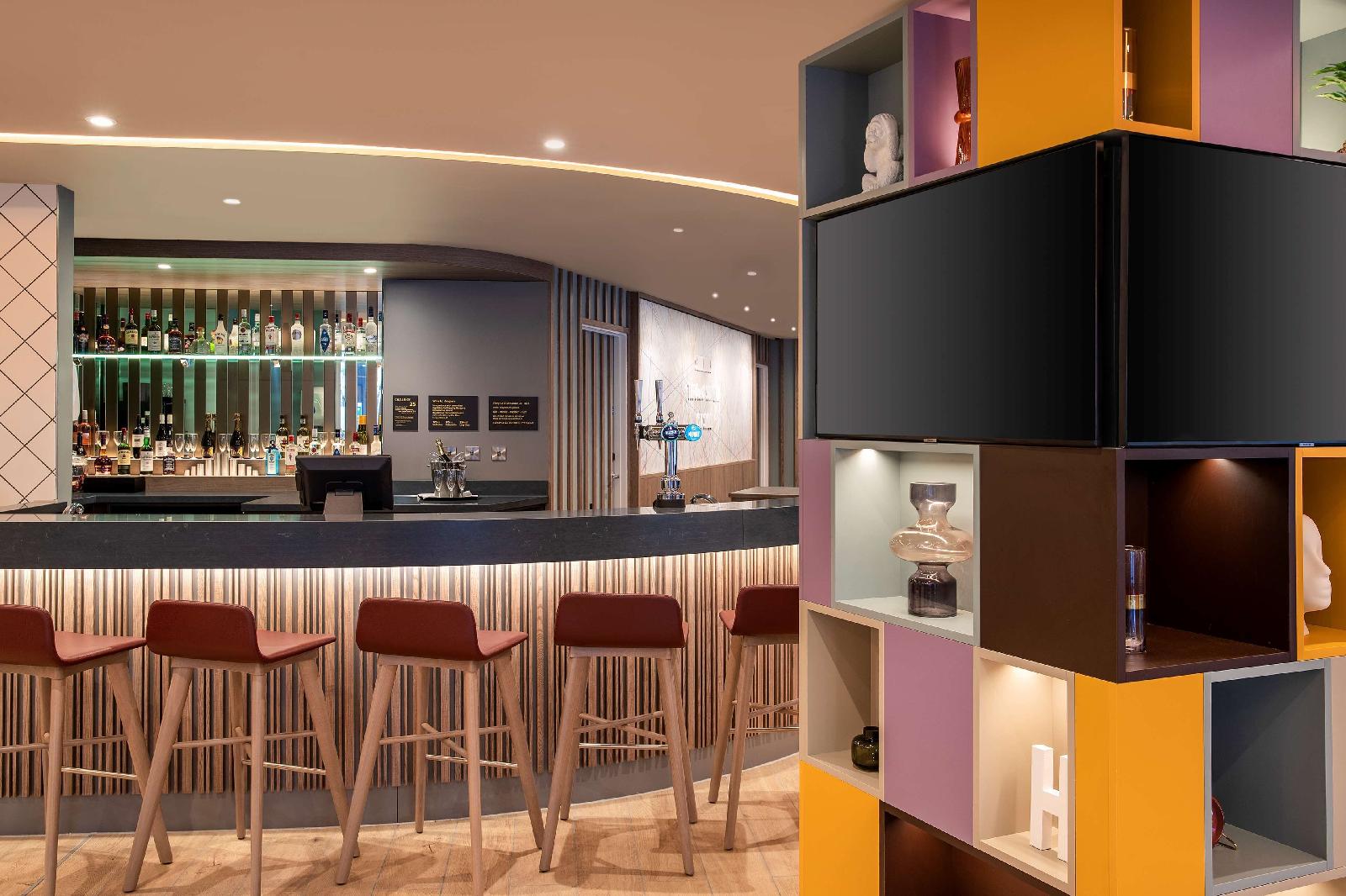 Hampton by Hilton Bath City
