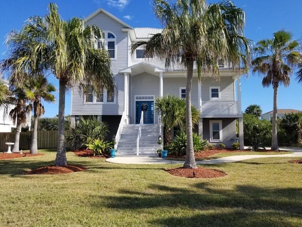 Sweet Dreams 6 Bedroom Home