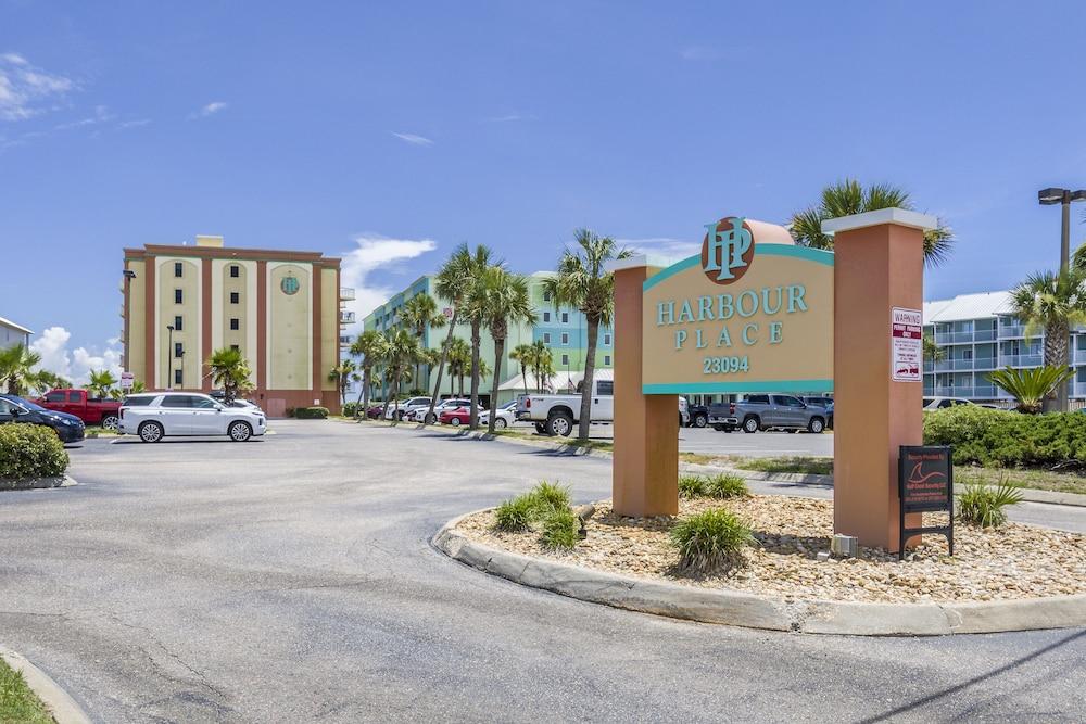 Harbour Place Condominiums