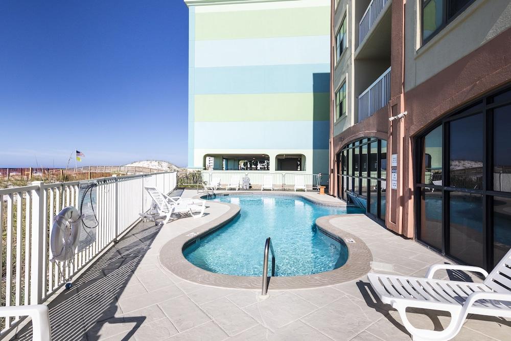Harbour Place Condominiums