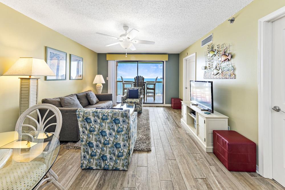 Harbour Place Condominiums