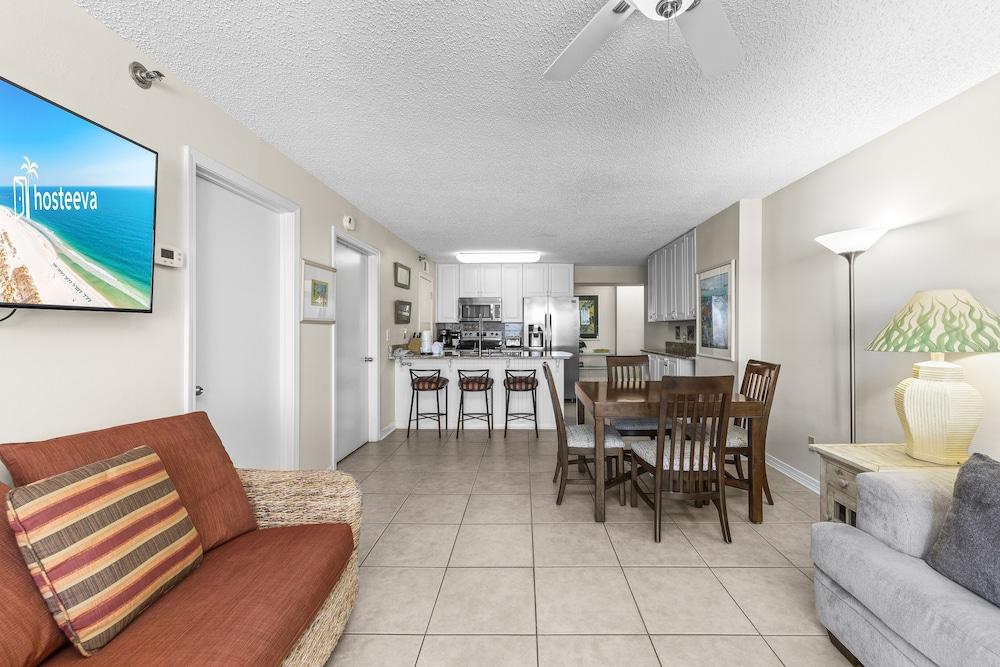 Harbour Place Condominiums