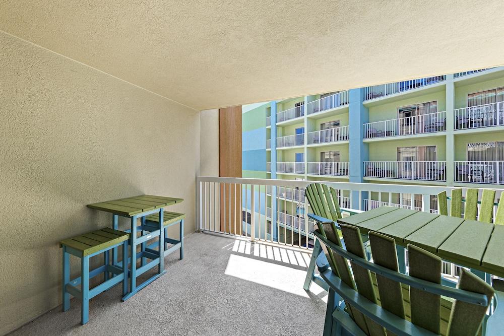 Harbour Place Condominiums