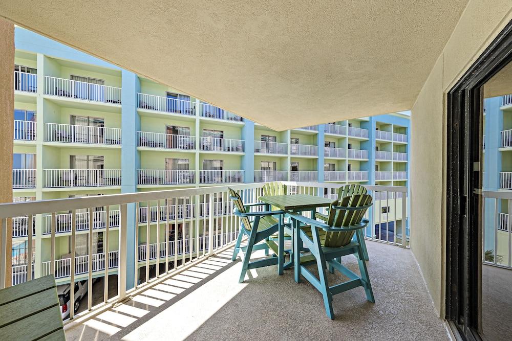 Harbour Place Condominiums
