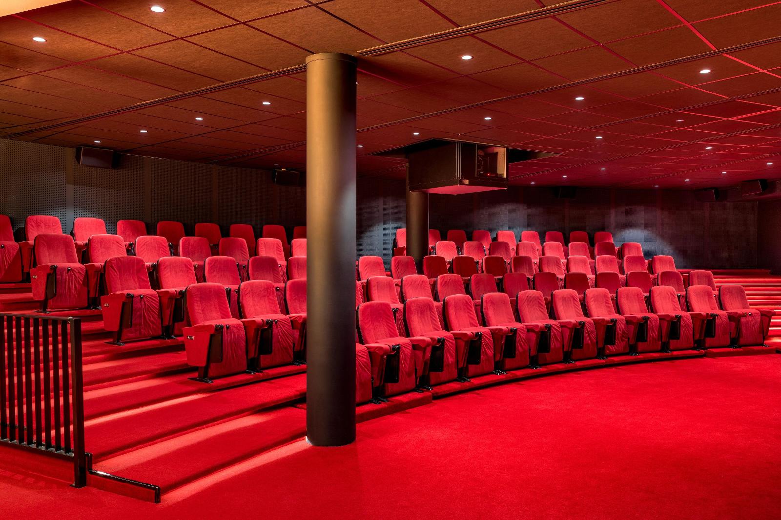 Corendon Amsterdam Schiphol Airport, a Tribute Portfolio Hotel