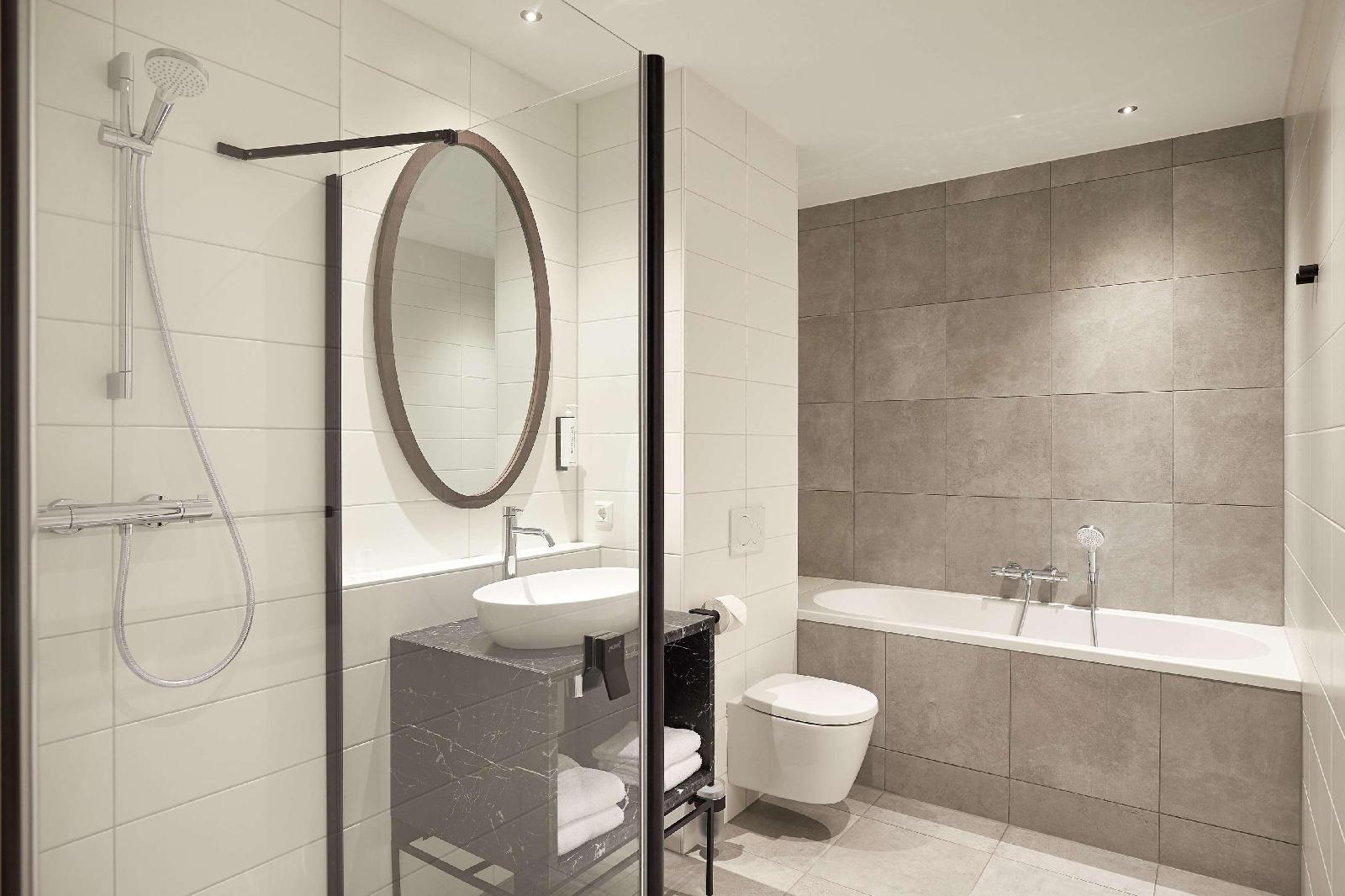 Corendon Amsterdam Schiphol Airport, a Tribute Portfolio Hotel
