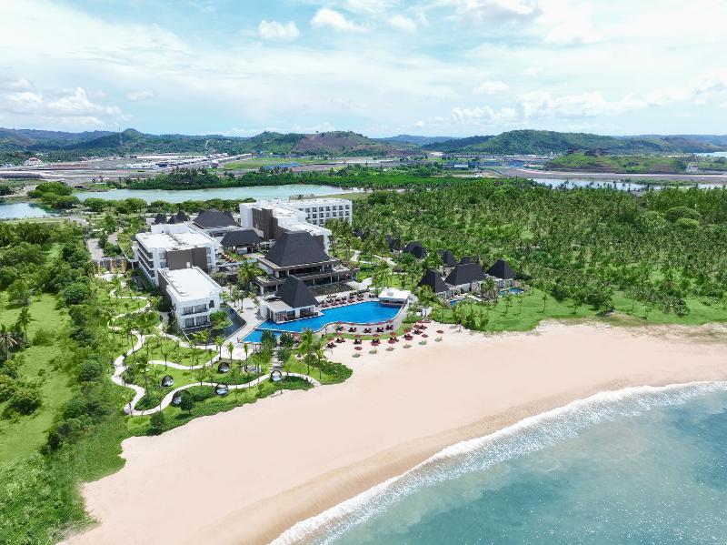 Pullman Lombok Mandalika Beach Resort