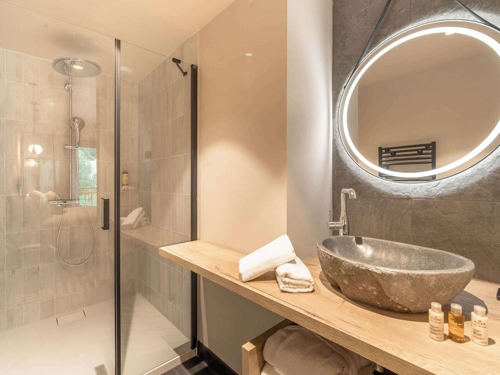 Mercure Loudenvielle Pyrenees Peyragudes