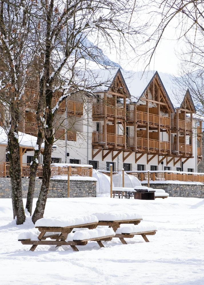 Mercure Loudenvielle Pyrenees Peyragudes