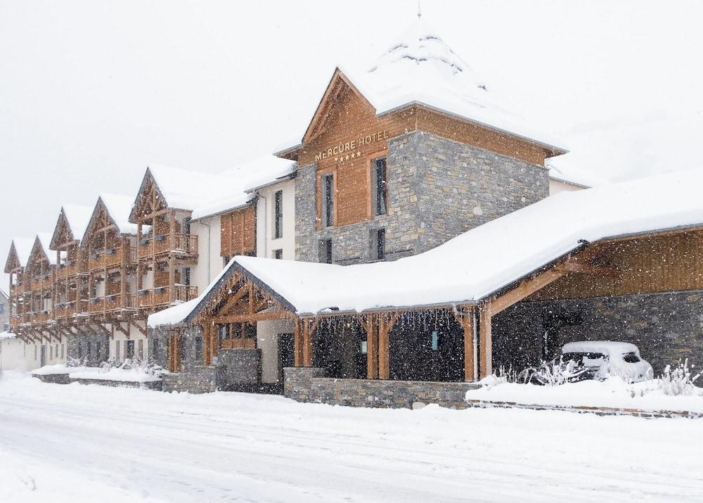 Mercure Loudenvielle Pyrenees Peyragudes