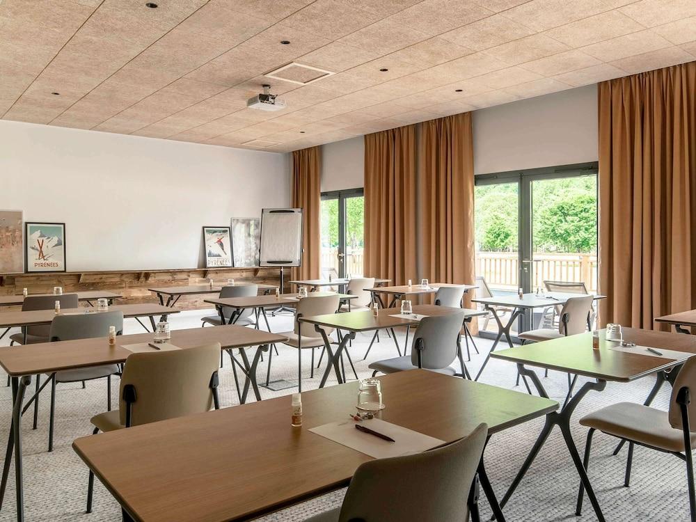 Mercure Loudenvielle Pyrenees Peyragudes