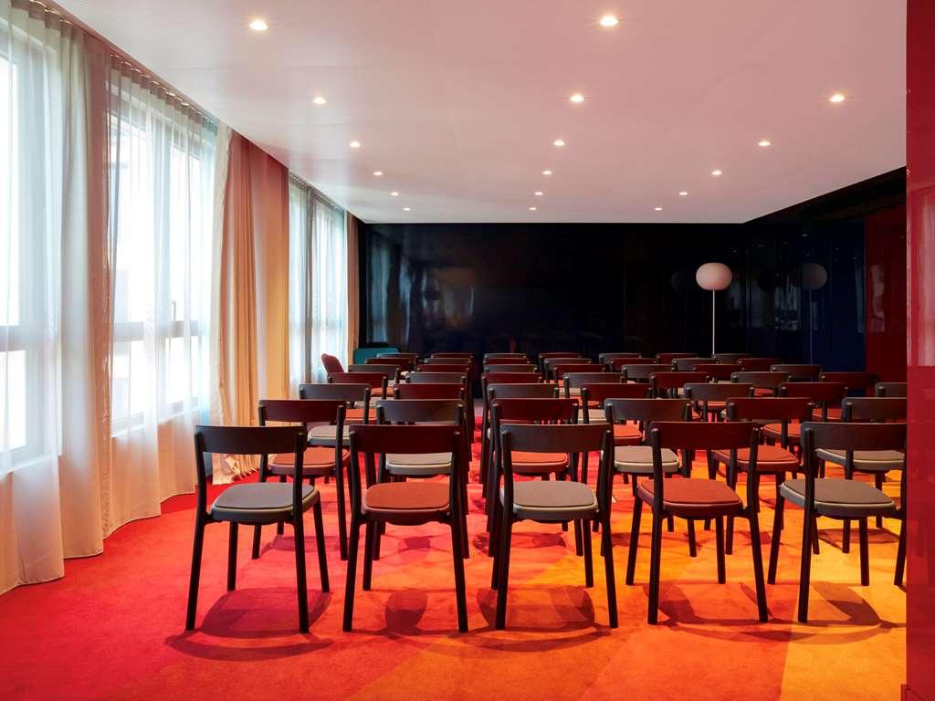 SO/ Paris Hotel