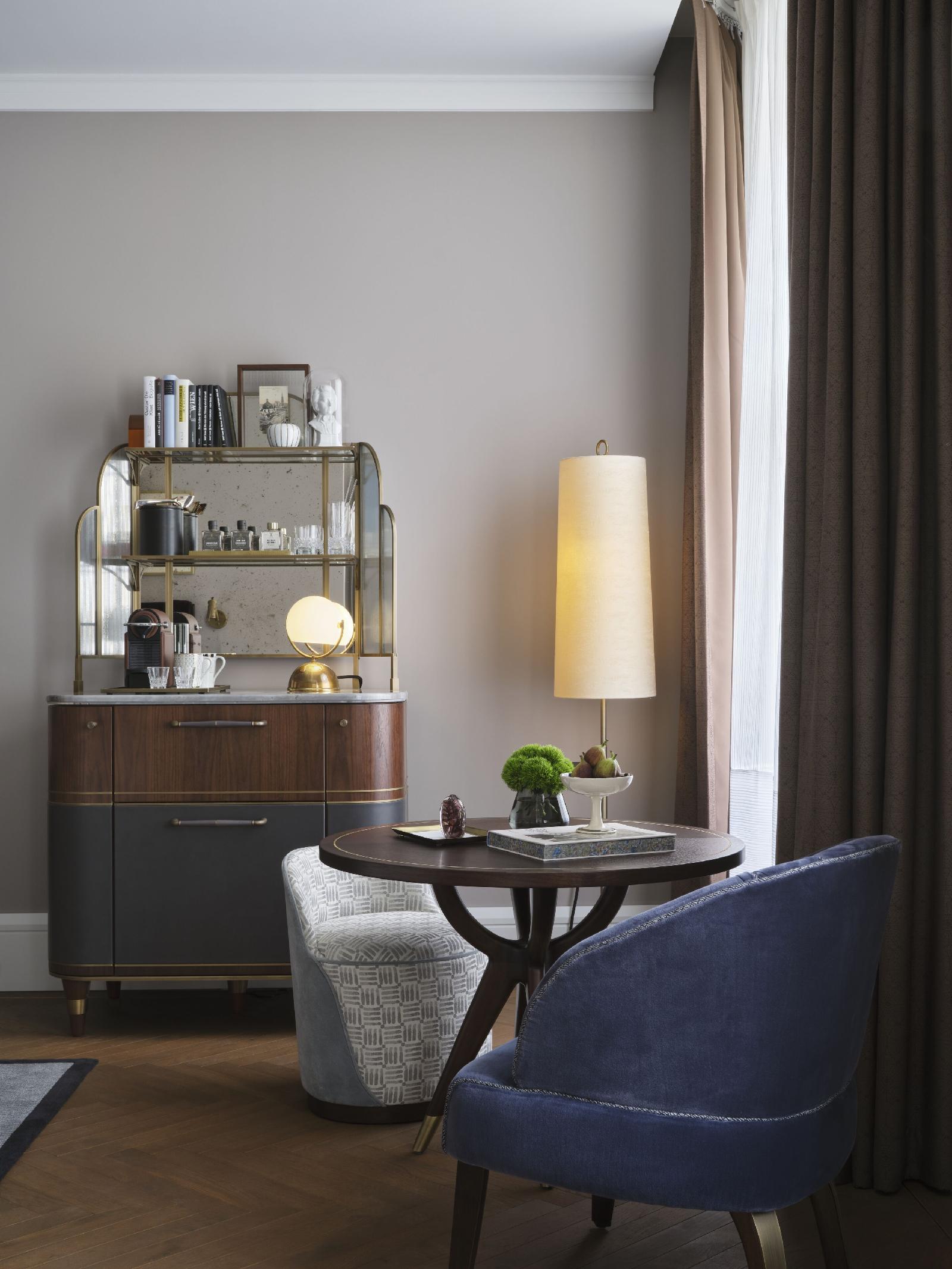 Rosewood Vienna