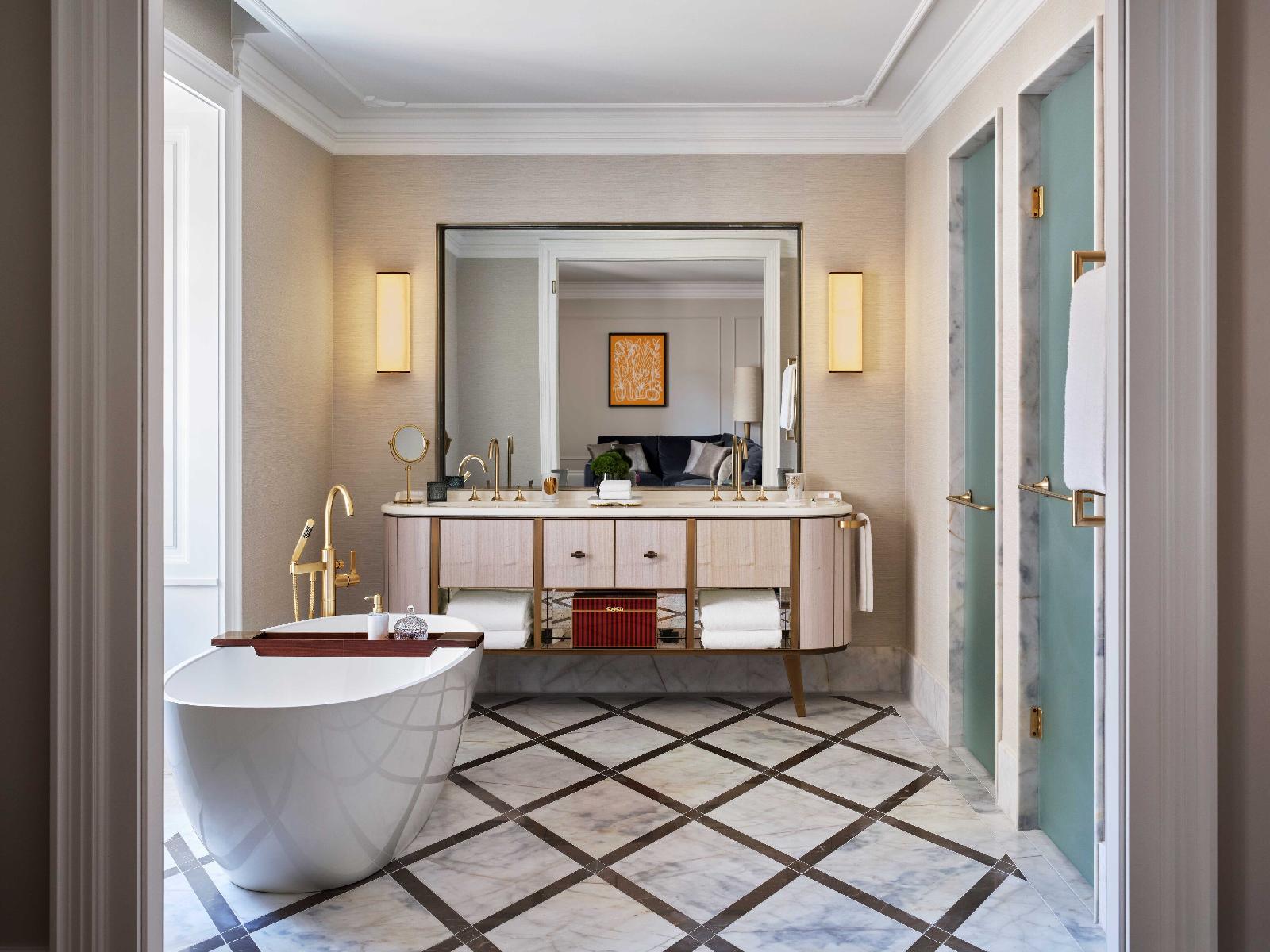 Rosewood Vienna