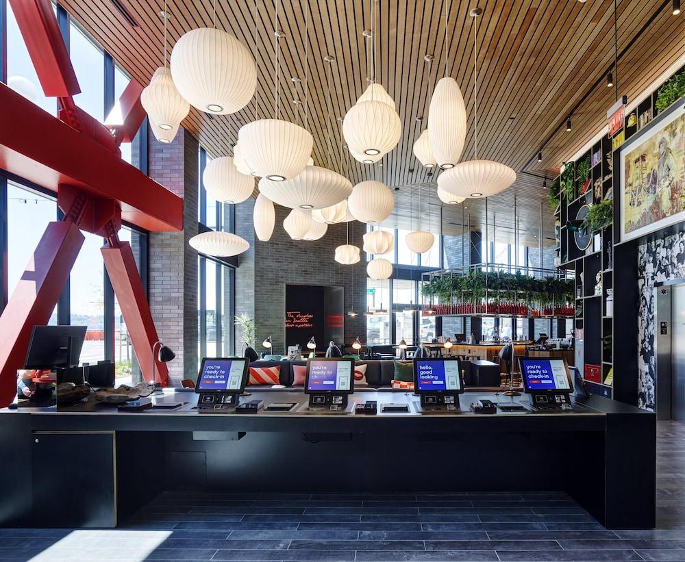 citizenM Seattle Pioneer Square