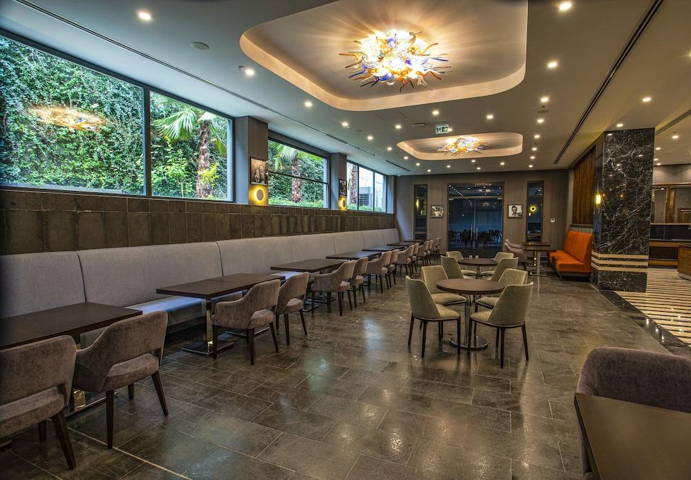 Cher Hotel