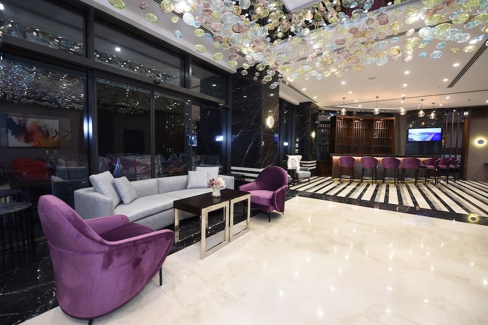 Cher Hotel