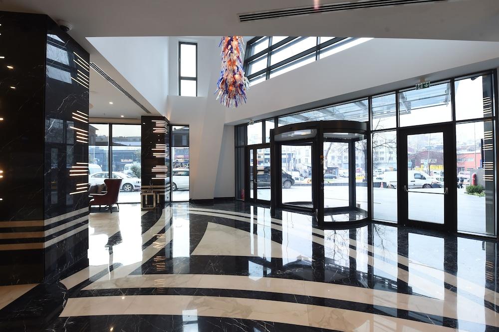 Cher Hotel