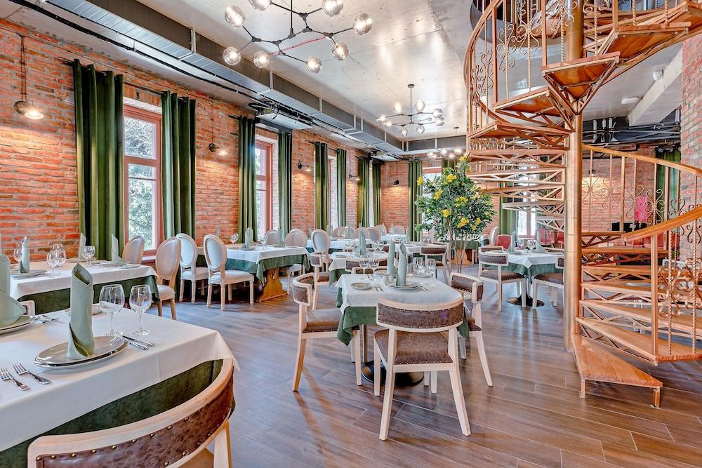 Ramada by Wyndham Tbilisi Old City