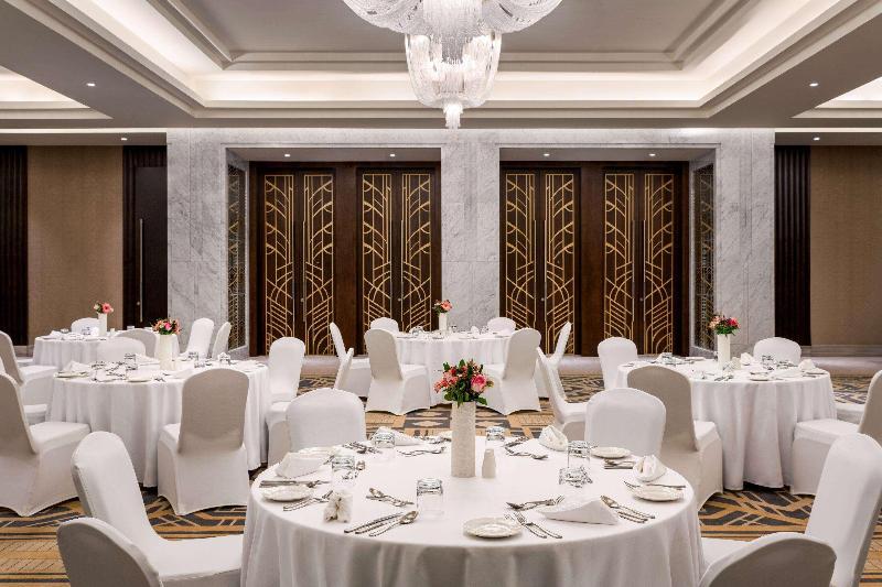 Wyndham Grand Doha West Bay Beach