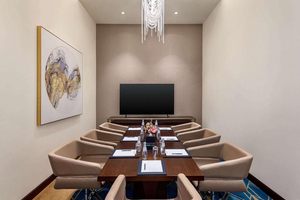 Wyndham Grand Doha West Bay Beach