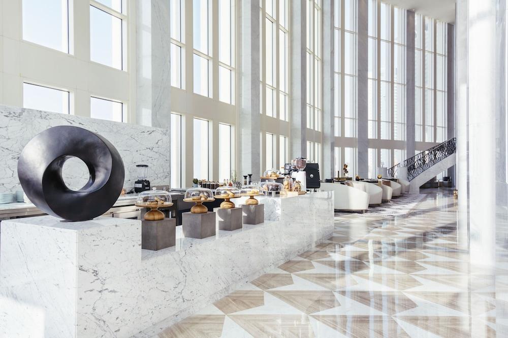 Wyndham Grand Doha West Bay Beach