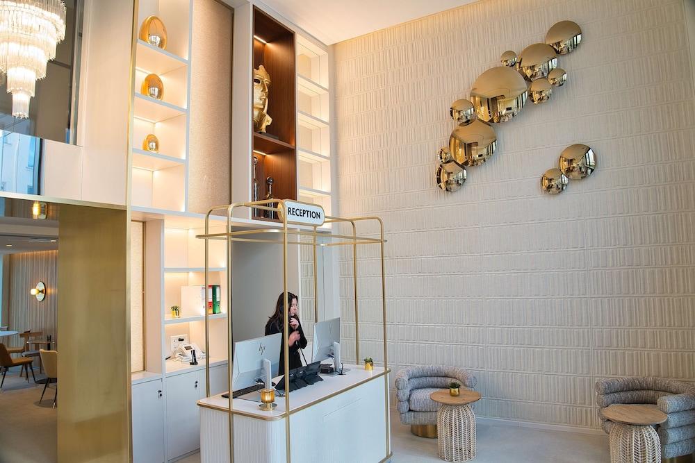 Hotel Yac Paris Clichy