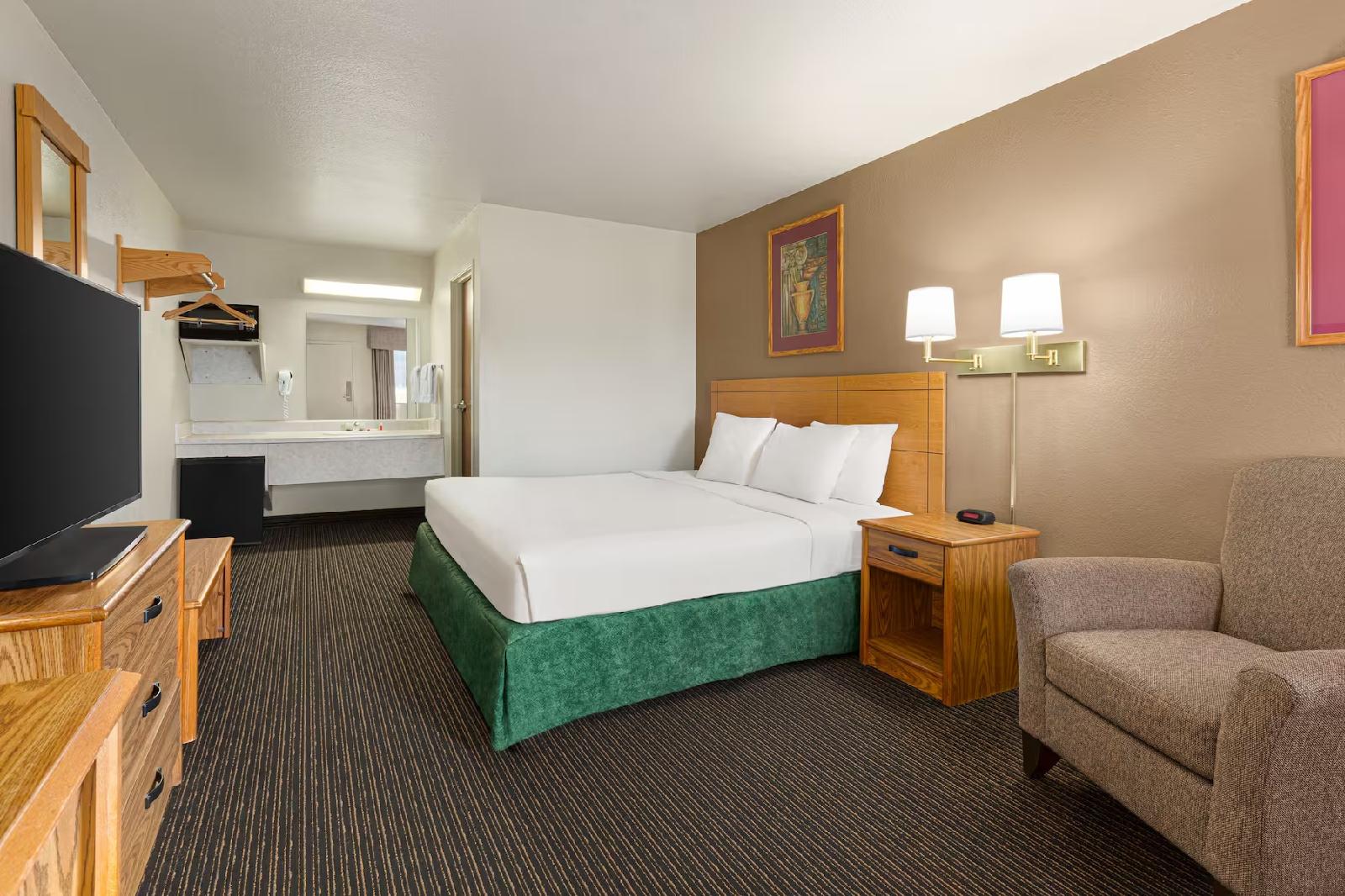 Travelodge by Wyndham Wellington