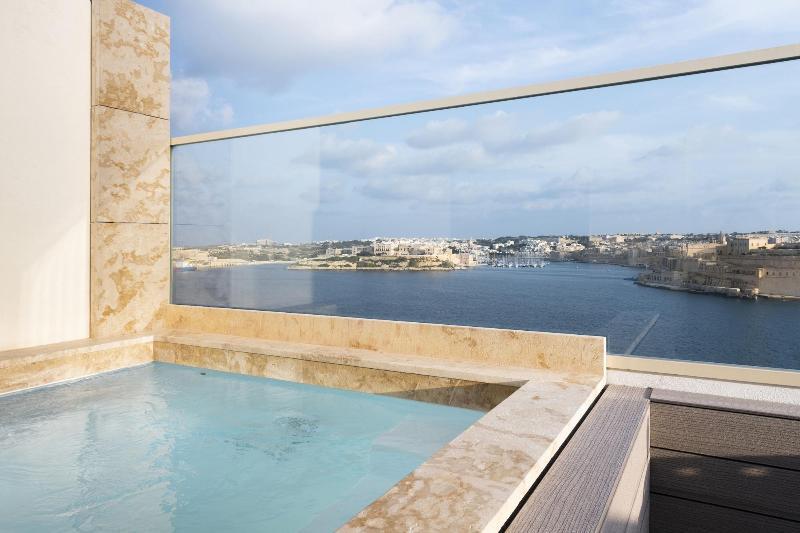 Iniala Harbour House