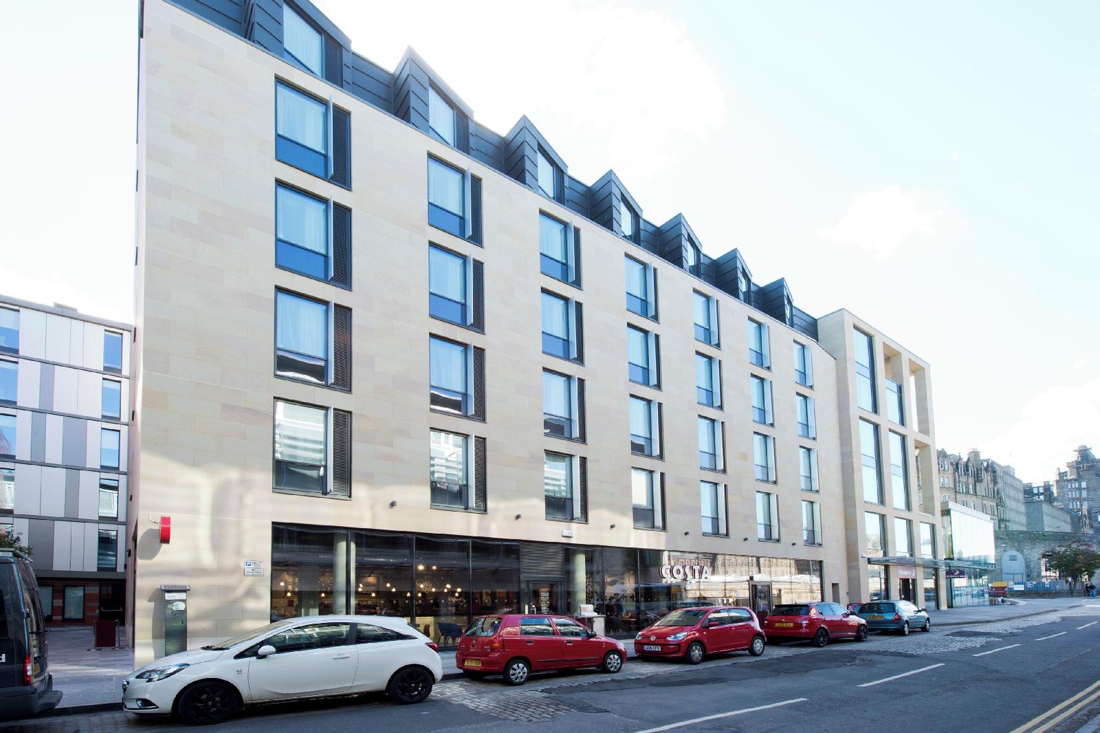 Premier Inn Edinburgh City Centre Royal Mile Hotel