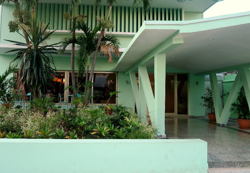 Hotel Plus Vedado 500